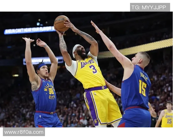 雷霆获九票成专家团热门掘金八人力挺湖人仅获一人支持 雷霆获九票成专家团热门掘金八人力挺湖人仅获一人支持